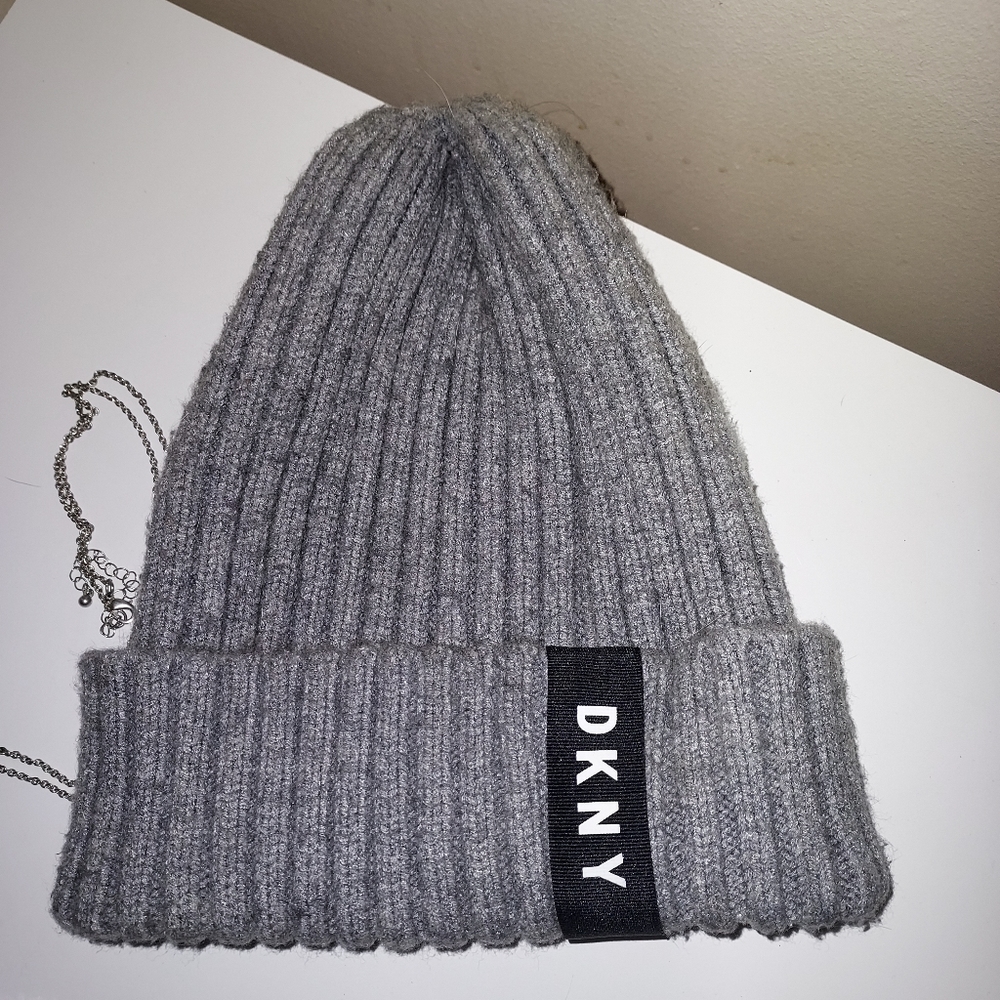 Dkny beanie/winter hat